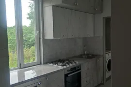 Daily Apartment Rent, 3 Room, Old building, Kobuleti 