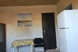 Аренда Дома, 2 Kомнатная, Тбилиси, Самгори
