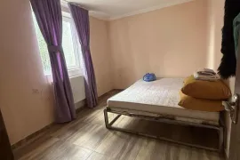 იყიდება სახლი, 6 ოთახიანი, თბილისი, სოფ. გლდანი