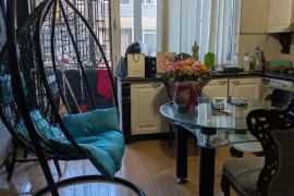 For Rent, 4 Room, Old building, Tbilisi, vake
