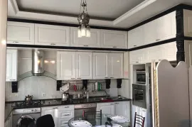 For Rent, 4 Room, Old building, Tbilisi, vake
