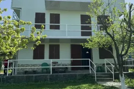 Аренда Дома, 8 Kомнатная,  Окрестности Тбилиси, Бетания