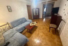 ქირავდება ბინა, 4 ოთახიანი, ძველი აშენებული, ქუთაისი, საფიჩხია