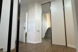 იყიდება სახლი, 6 ოთახიანი, ბათუმი, გონიო