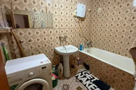 Продается квартира, 3 Kомнатная, Старое здание, Тбилиси, Плато Нуцубидзе