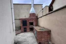 Аренда Дома, 9 Kомнатная, Тбилиси, Варкетили