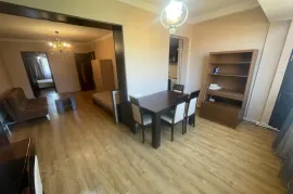 Аренда, 2 Kомнатная, Старое здание, Тбилиси, saburtalo