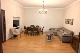Продается Дом, 5 Kомнатная,  Окрестности Тбилиси, Цхнети
