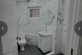 Продается квартира, 5 Kомнатная, Старое здание, Тбилиси, Мтацминда