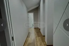 Продается квартира, 5 Kомнатная, Старое здание, Тбилиси, Мтацминда