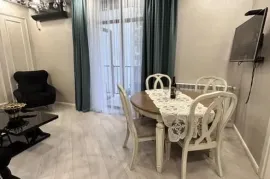 ქირავდება ბინა დღიურად, 4 ოთახიანი, ახალი აშენებული, ბათუმი, რუსთაველის უბანი