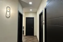 Продается квартира, 4 Kомнатная, Старое здание, Тбилиси, saburtalo