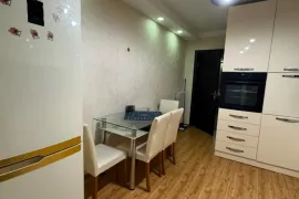 Продается квартира, 3 Kомнатная, Старое здание, Рустави, Новый Рустави