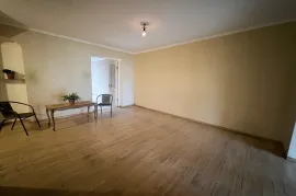 Продается квартира, 2 Kомнатная, Старое здание, Тбилиси, Надзаладеви