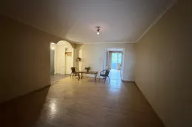 Продается квартира, 2 Kомнатная, Старое здание, Тбилиси, Надзаладеви