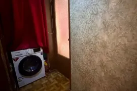 Продается квартира, 4 Kомнатная, Старое здание, Тбилиси, Самгори
