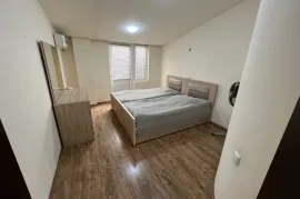 იყიდება ბინა, 8 ოთახიანი, ძველი აშენებული, თბილისი, საბურთალო