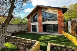 House For Sale, 5 Room, Suburbs of Tbilisi, Tskneti
