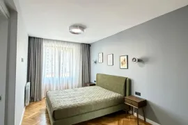 For Rent, 3 Room, Old building, Tbilisi, saburtalo