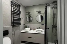 For Rent, 3 Room, Old building, Tbilisi, saburtalo