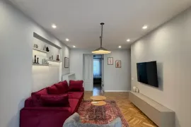 For Rent, 3 Room, Old building, Tbilisi, saburtalo