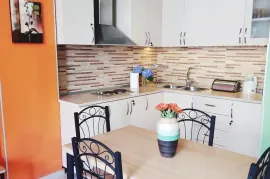 Daily Apartment Rent, 4 Room, New building, Batumi, Khimshiashvili District