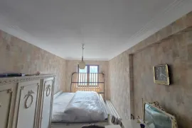 Продается квартира, 6 Kомнатная, Старое здание, Тбилиси, saburtalo