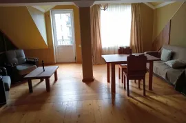 Аренда Дома, 3 Kомнатная, Тбилиси, Исани