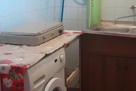 For Rent, 1 Room, Old building, Tbilisi, Chugureti