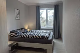 For Rent, 3 Room, Old building, Tbilisi, Districts of Vazha-Pshavela