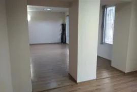 Аренда, Универсальное коммерческое помещение, Чугурети