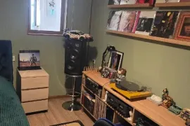 იყიდება ბინა, 3 ოთახიანი, ძველი აშენებული, თბილისი, ვაზისუბანი