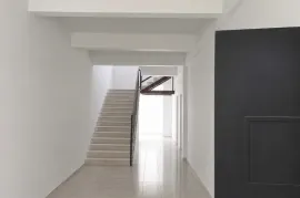 იყიდება, უნივერსალური კომერციული  ფართი