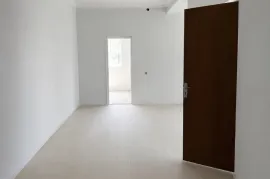 იყიდება, უნივერსალური კომერციული  ფართი