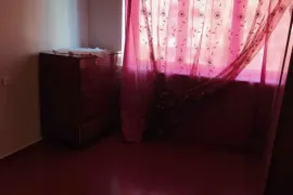 იყიდება ბინა, 3 ოთახიანი, ძველი აშენებული, თბილისი, ისანი