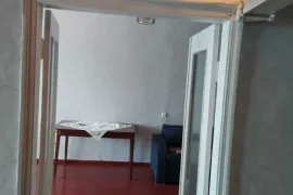 იყიდება ბინა, 3 ოთახიანი, ძველი აშენებული, თბილისი, ისანი
