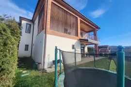 Продается Дом, 8 Kомнатная,  Окрестности Тбилиси, Квесети