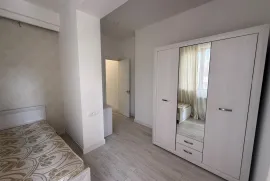 Аренда, 4 Kомнатная, Новостройка, Тбилиси, saburtalo