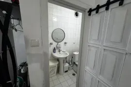 For Rent, 3 Room, Old building, Batumi, Old Batumi district