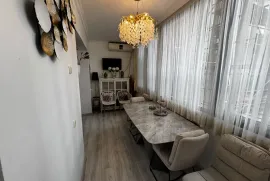 For Rent, 3 Room, Old building, Batumi, Old Batumi district