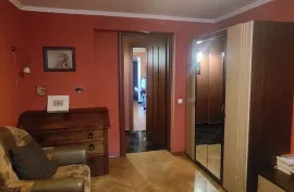 იყიდება ბინა, 4 ოთახიანი, ძველი აშენებული, თბილისი, ვერა