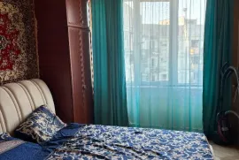 იყიდება ბინა, 4 ოთახიანი, ძველი აშენებული, თბილისი, მუხიანი
