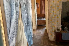 იყიდება ბინა, 4 ოთახიანი, ძველი აშენებული, თბილისი, მუხიანი