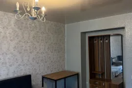 ქირავდება ბინა დღიურად, 1 ოთახიანი, ძველი აშენებული, თბილისი, საბურთალო