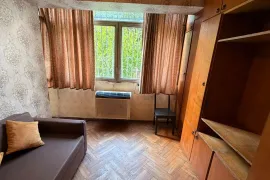 ქირავდება ბინა, 2 ოთახიანი, ძველი აშენებული, თბილისი, საბურთალო