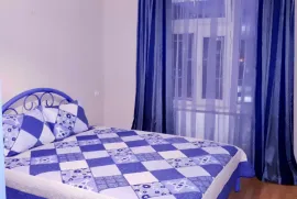 Аренда, 2 Kомнатная, Старое здание, Тбилиси, saburtalo