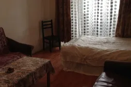 ქირავდება ბინა, 1 ოთახიანი, ძველი აშენებული, თბილისი, საბურთალო