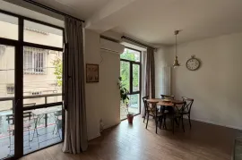 Продается квартира, 3 Kомнатная, Новостройка, Тбилиси, vake