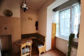 For Rent, 2 Room, Old building, Tbilisi, vake