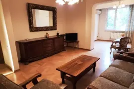 For Rent, 2 Room, Old building, Tbilisi, vake